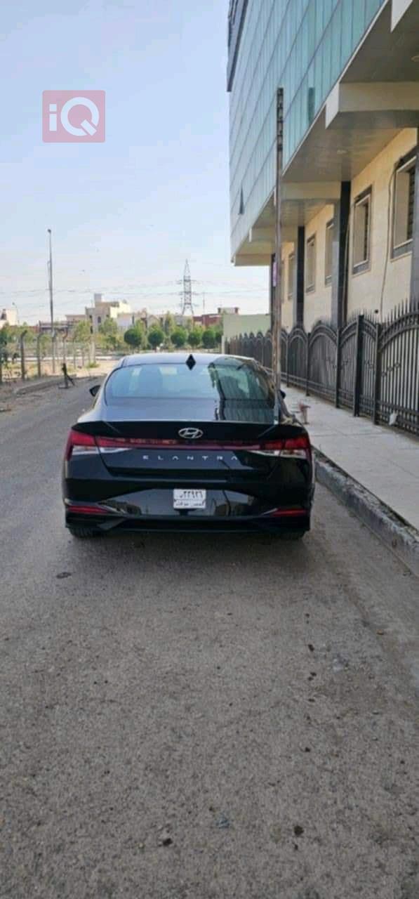 هیوندای ئەلەنترا